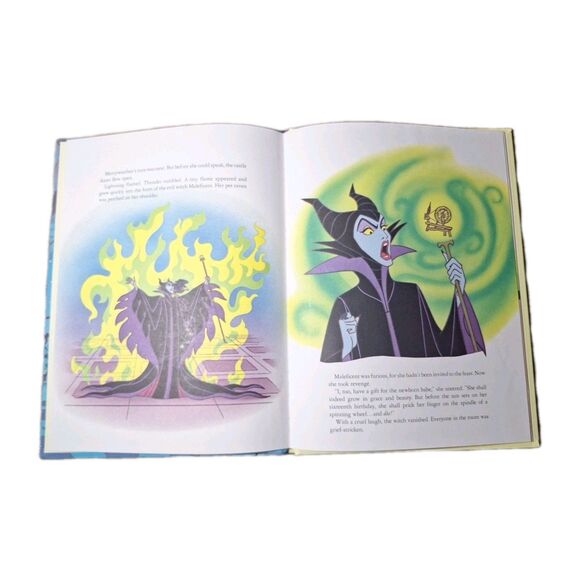 Walt Disney Sleeping Beauty Big Golden Book Hardcover - Classic Vintage Children - Picture 4 of 6